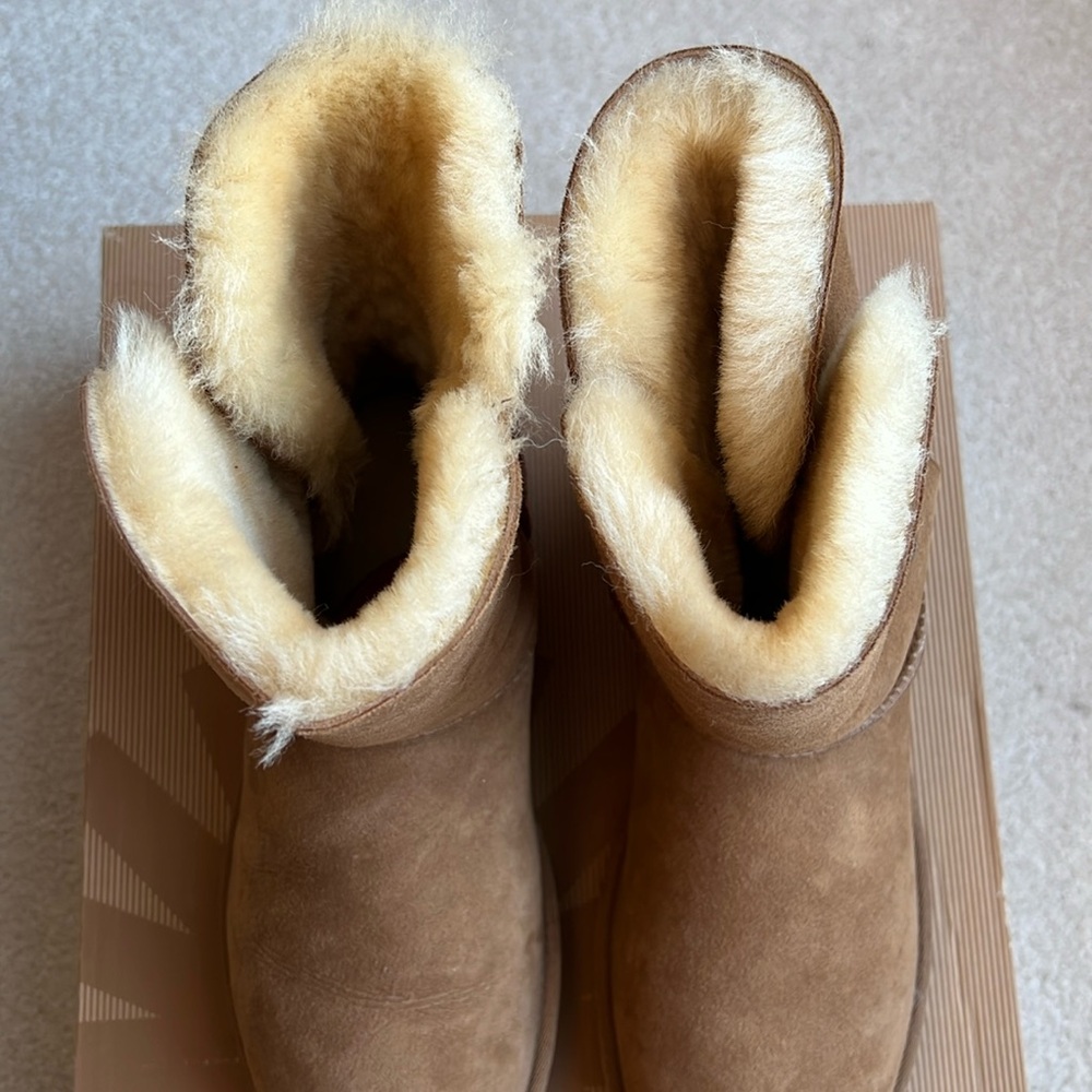 Ugg Bailey Button Boot Chestnut 9 - image 6